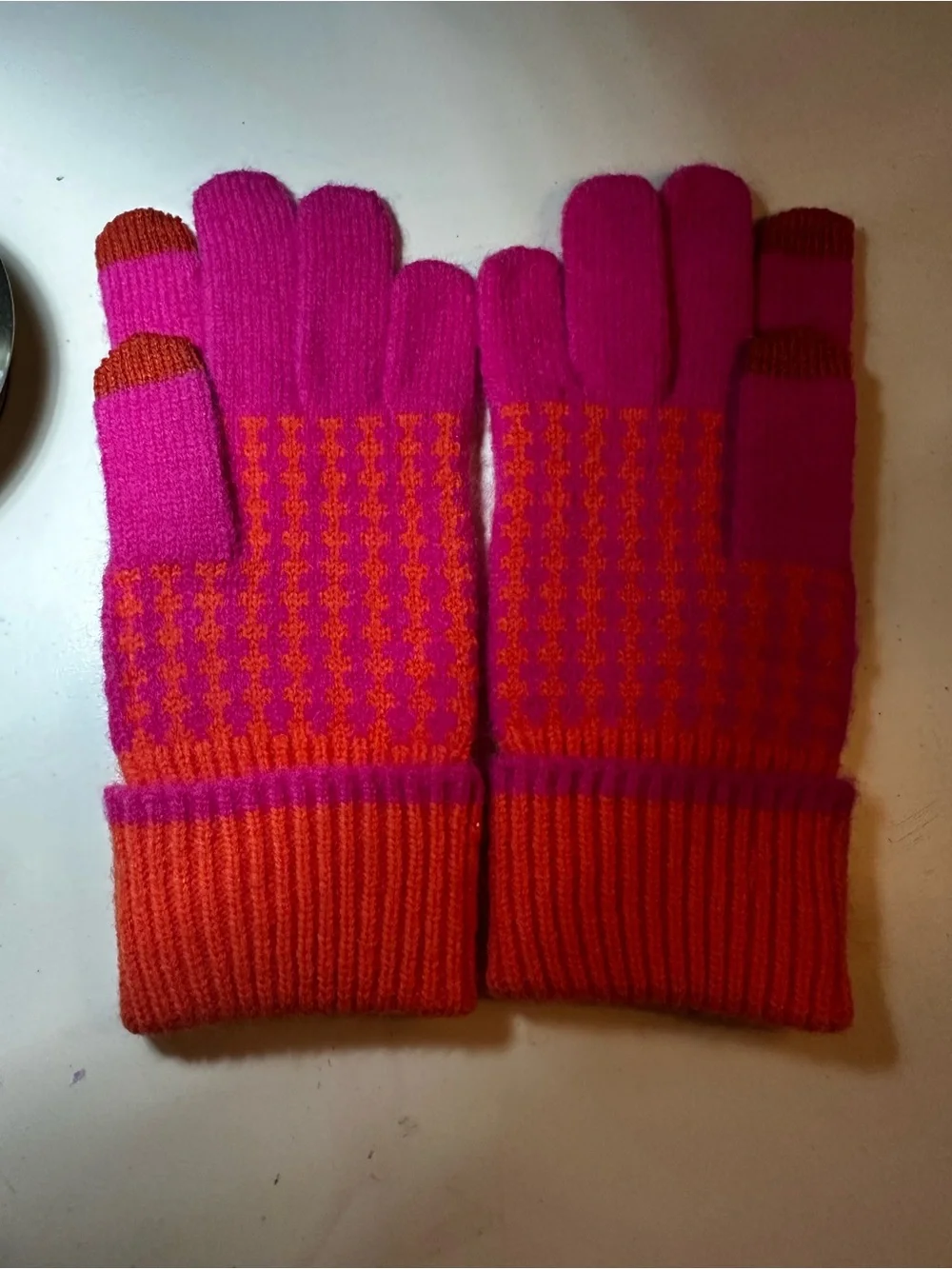 Shiraleah Pink and Orange Knit Touchscreen Gloves